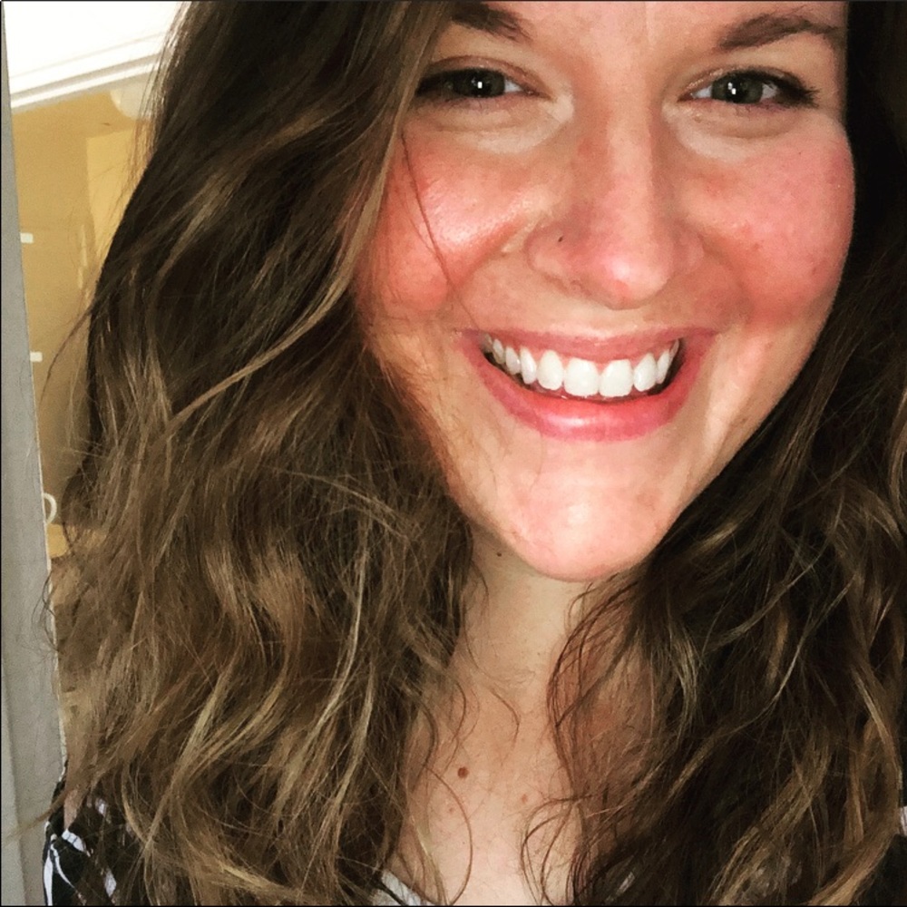 Meet your Posher, Lena